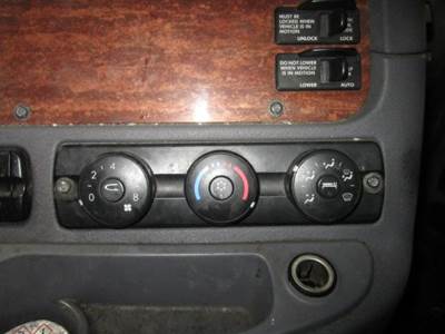 Freightliner Cascadia 125 Heater / AC Temp Control
