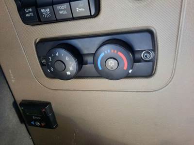 Freightliner Cascadia 125 Heater / AC Temp Control