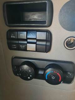 Freightliner Cascadia 125 Heater / AC Temp Control