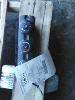 Freightliner Cascadia 125 Heater / AC Temp Control