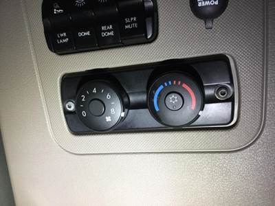 Freightliner Cascadia 125 Heater / AC Temp Control