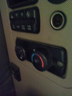 Freightliner Cascadia 125 Heater / AC Temp Control