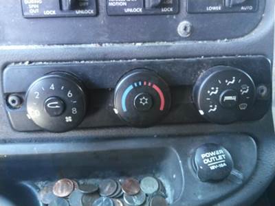 Freightliner Cascadia 125 Heater / AC Temp Control