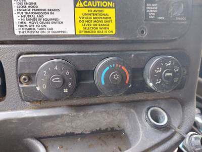 Freightliner Cascadia 125 Heater / AC Temp Control