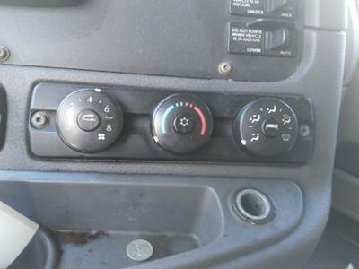 Freightliner Cascadia 125 Heater / AC Temp Control