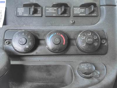 Freightliner Cascadia 125 Heater / AC Temp Control