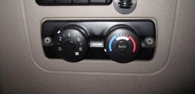Freightliner Cascadia 125 Heater / AC Temp Control