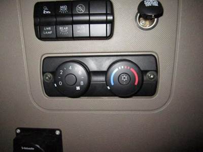 Freightliner Cascadia 125 Heater / AC Temp Control
