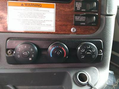Freightliner Cascadia 125 Heater / AC Temp Control