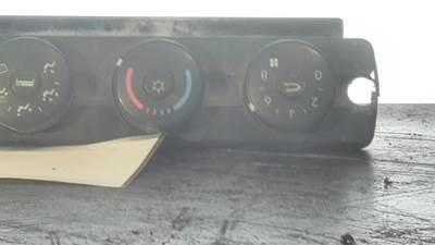 Freightliner Cascadia 125 Heater / AC Temp Control