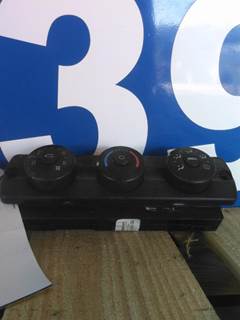 Freightliner Cascadia 125 Heater / AC Temp Control