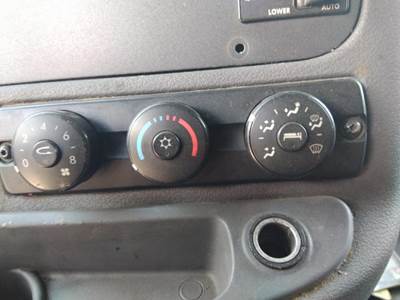Freightliner Cascadia 125 Heater / AC Temp Control