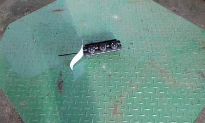 Freightliner Cascadia 125 Heater / AC Temp Control for a Freightliner CASCADIA 125 2018UP