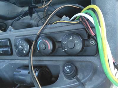 Freightliner Cascadia 125 Heater / AC Temp Control