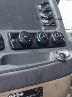 Freightliner Cascadia 125 Heater / AC Temp Control