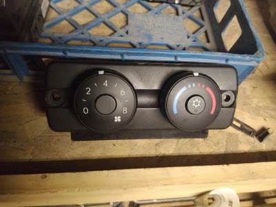 Freightliner Cascadia 125 Heater / AC Temp Control