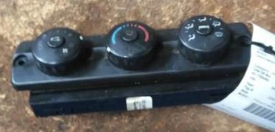 Freightliner Cascadia 125 Heater / AC Temp Control
