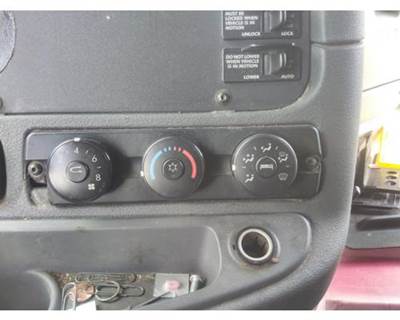 Freightliner Cascadia 125 Heater / AC Temp Control