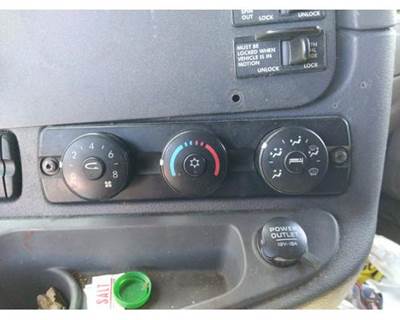 Freightliner Cascadia 125 Heater / AC Temp Control