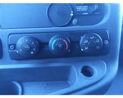 Freightliner Cascadia 125 Heater / AC Temp Control