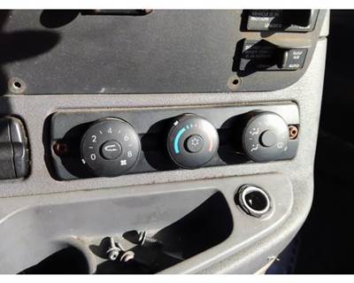 Freightliner Cascadia 125 Heater / AC Temp Control