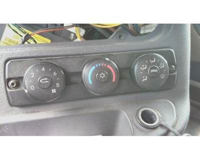 Freightliner Cascadia 125 Heater / AC Temp Control