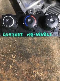 Freightliner Cascadia 126 Heater / AC Temp Control