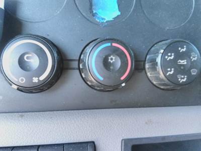 Freightliner Cascadia 126 Heater / AC Temp Control