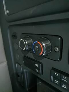 Freightliner Cascadia 126 Heater / AC Temp Control