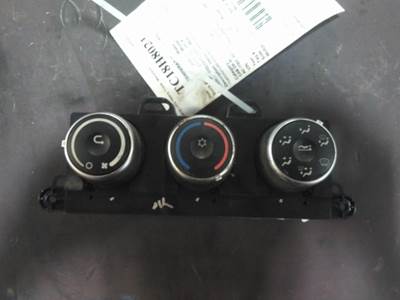 Freightliner Cascadia 126 Heater / AC Temp Control