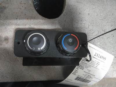 Freightliner Cascadia 126 Heater / AC Temp Control