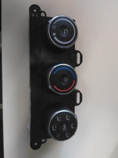 Freightliner Cascadia 126 Heater / AC Temp Control