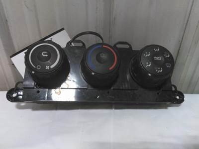 Freightliner Cascadia 126 Heater / AC Temp Control