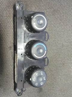 Freightliner Cascadia 126 Heater / AC Temp Control