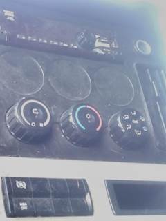 Freightliner Cascadia 126 Heater / AC Temp Control