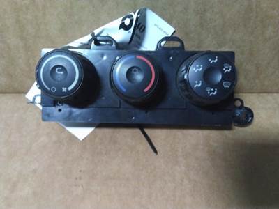 Freightliner Cascadia 126 Heater / AC Temp Control