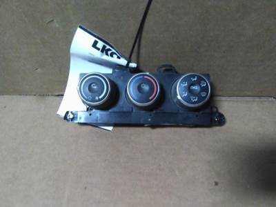 Freightliner Cascadia 126 Heater / AC Temp Control