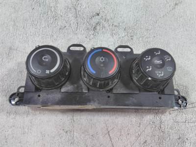 Freightliner Cascadia 126 Heater / AC Temp Control