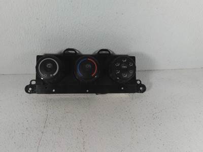 Freightliner Cascadia 126 Heater / AC Temp Control for a Freightliner CASCADIA