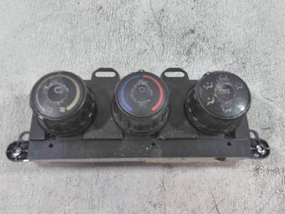 Freightliner Cascadia 126 Heater / AC Temp Control