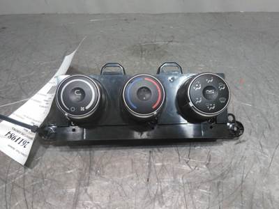 Freightliner Cascadia 126 Heater / AC Temp Control