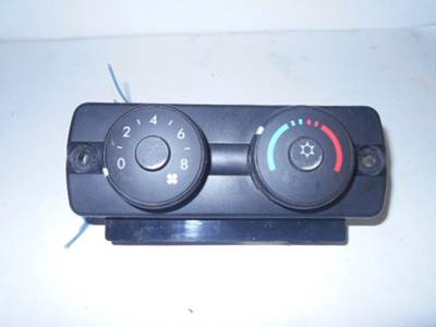 Freightliner Cascadia Heater / AC Temp Control