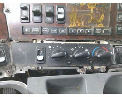 Freightliner Century Class 120 Heater / AC Temp Control for a Freightliner CENTURY 120