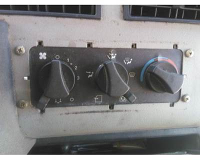 Freightliner FL70 Heater / AC Temp Control