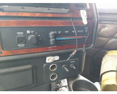 Freightliner FLD120SD Heater / AC Temp Control for a Freightliner FLD120 SD