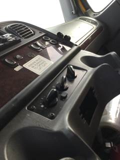 Freightliner M2 106 Heater / AC Temp Control