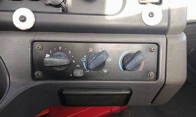 Freightliner M2 106 Heater / AC Temp Control
