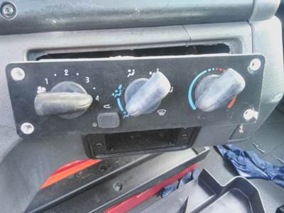Freightliner M2 106 Heater / AC Temp Control