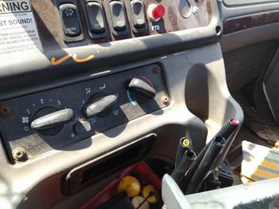 Freightliner M2 106 Heater / AC Temp Control