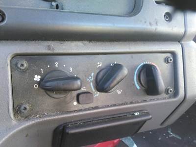 Freightliner M2 106 Heater / AC Temp Control